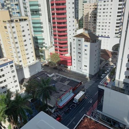 Acesso Exclusivo A Praia! Balneario Camboriu Bagian luar foto